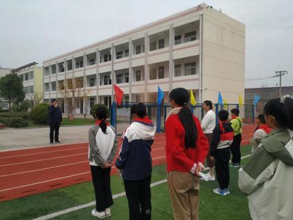”典“亮未来，一路有你